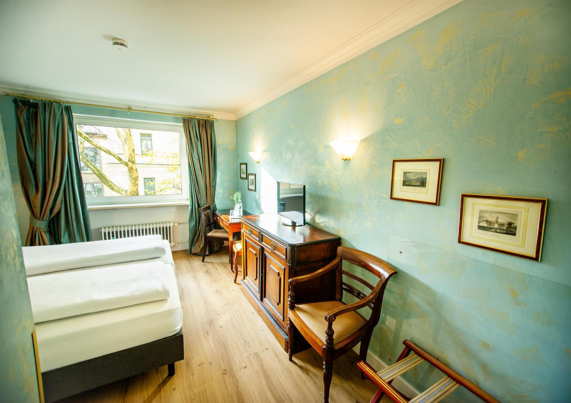 Hotel Altmuenchen By Blattl Bagian luar foto